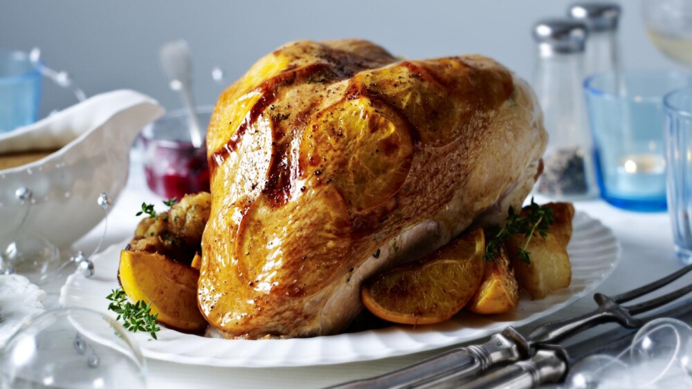 Turkey_crown_with_orange_47645_16x9