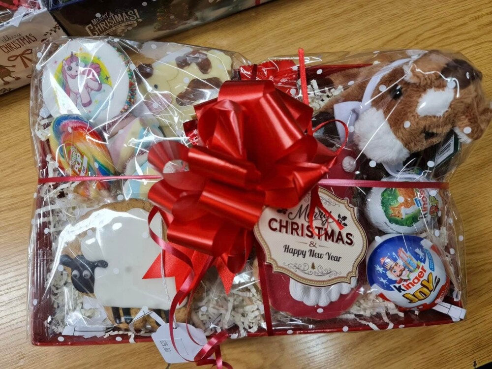 Hamper 4